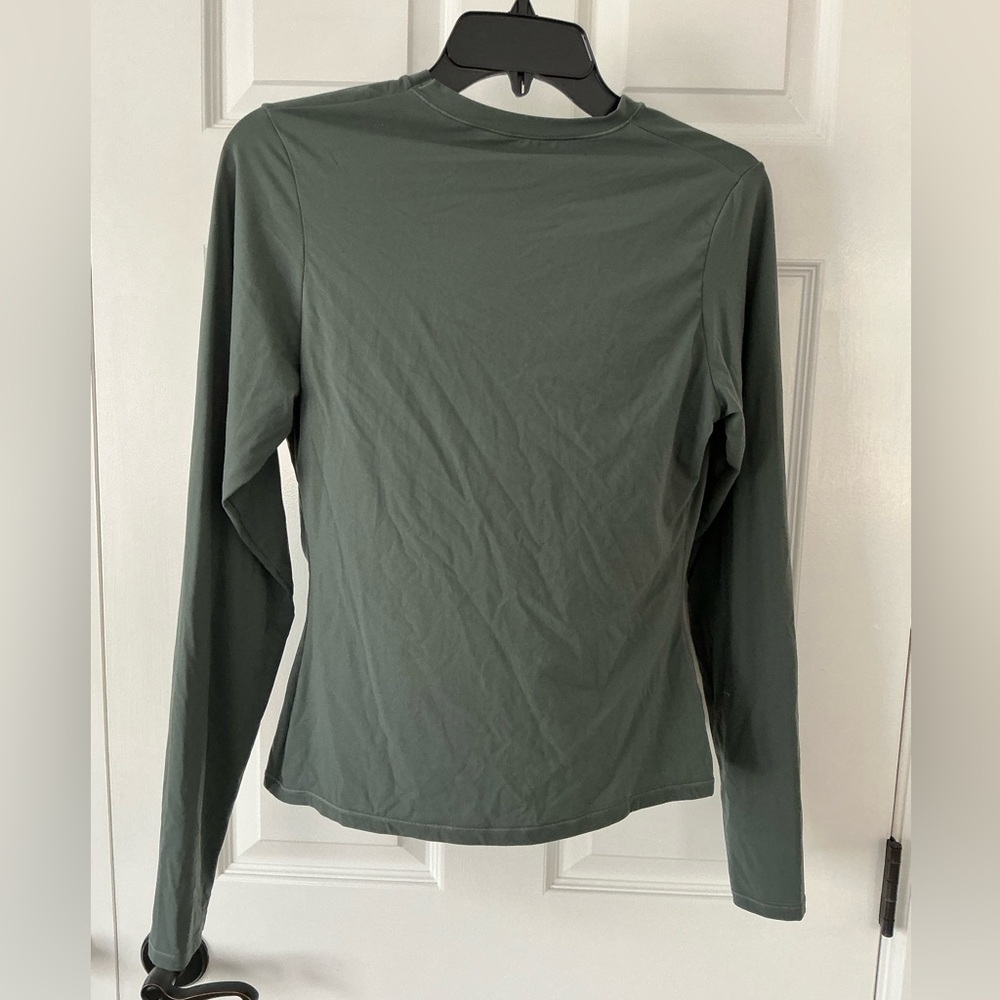 SKIMS Fits Everybody Long Sleeve T-Shirt | Deep Sea | Size XL - Picture 7 of 8